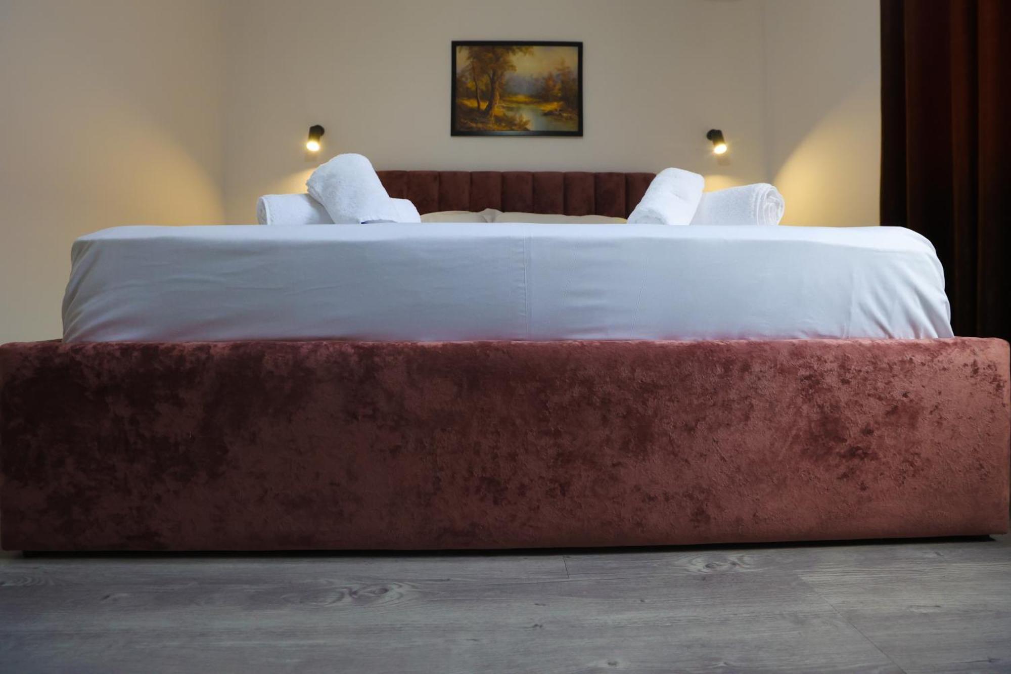 Vila Alizee Hotel 티라나 외부 사진